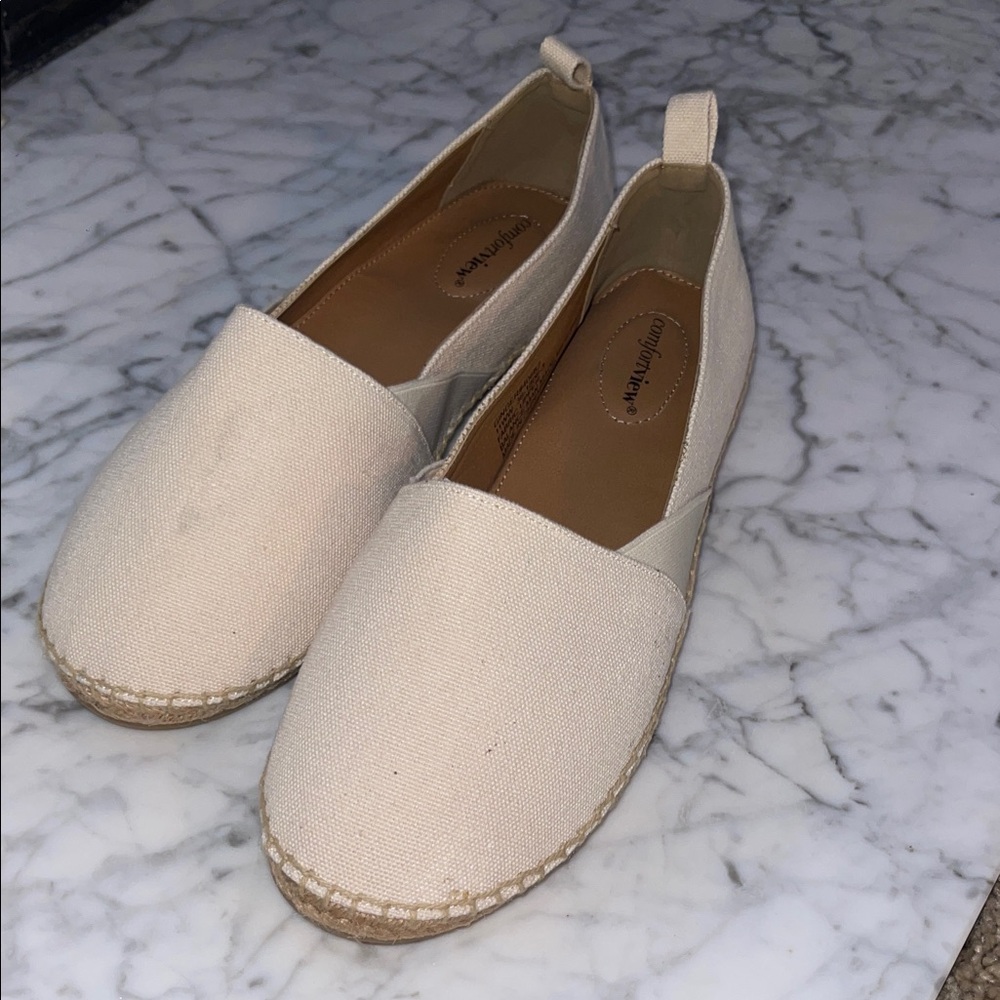 Comfortview Women's Beige Espadrilles